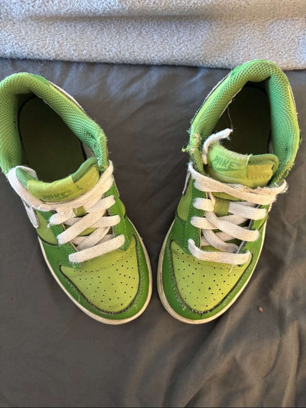 Nike Kids Lime Green Low-Top Sneakers